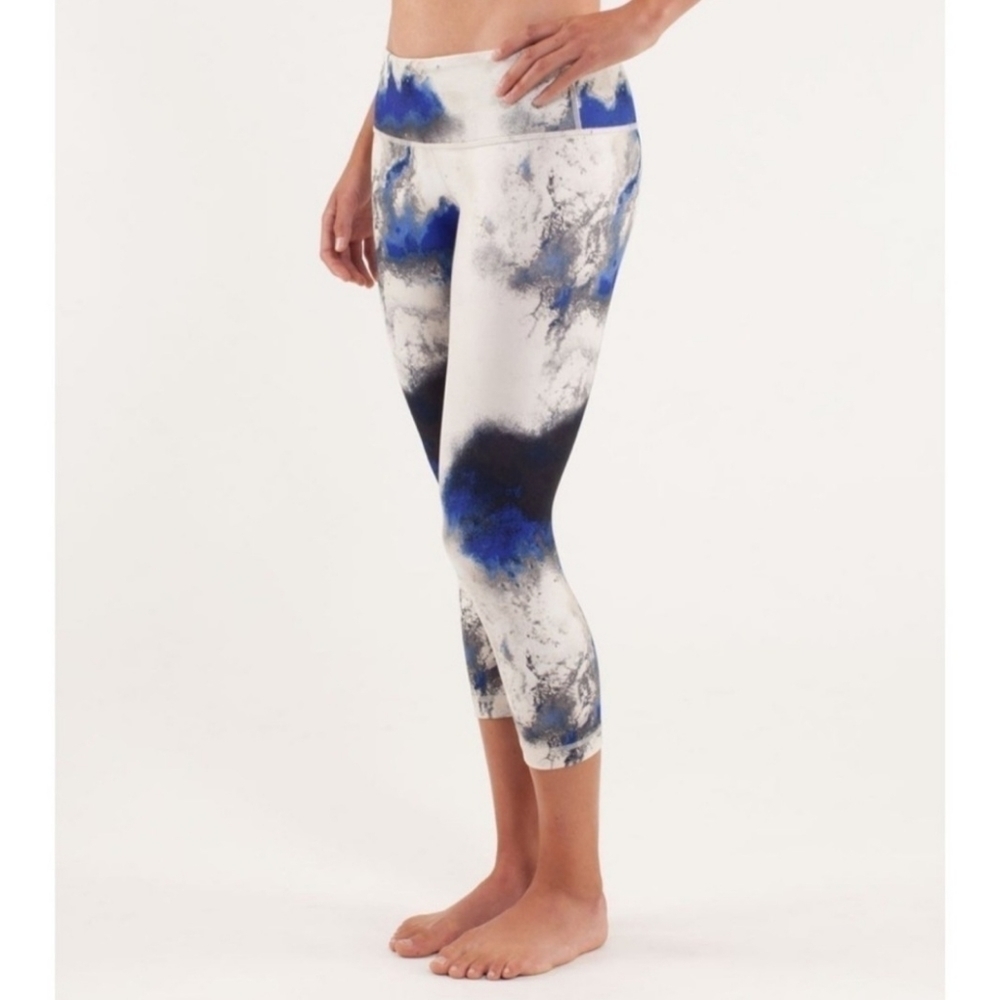 Lululemon Wunder Under Crop in Milky Way Multi Women's Size 4